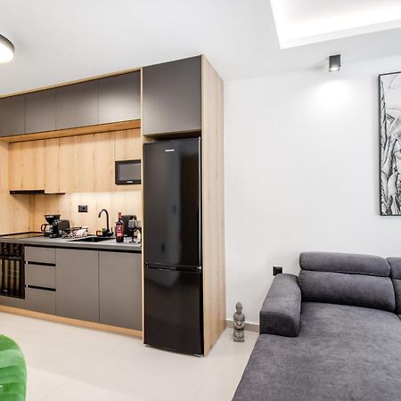 New Luxury Apartment Near Center With Garden View Bendevis Exterior photo